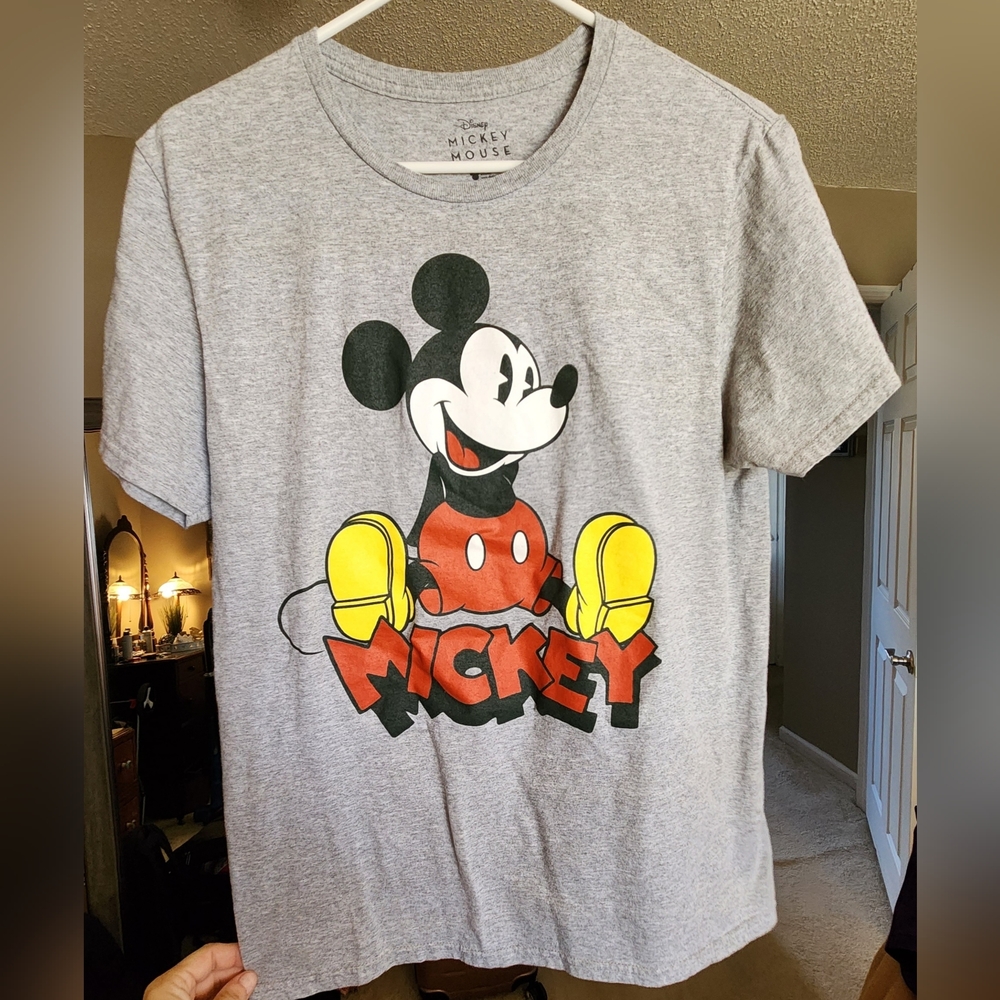 Disney Mickey Mouse shirt